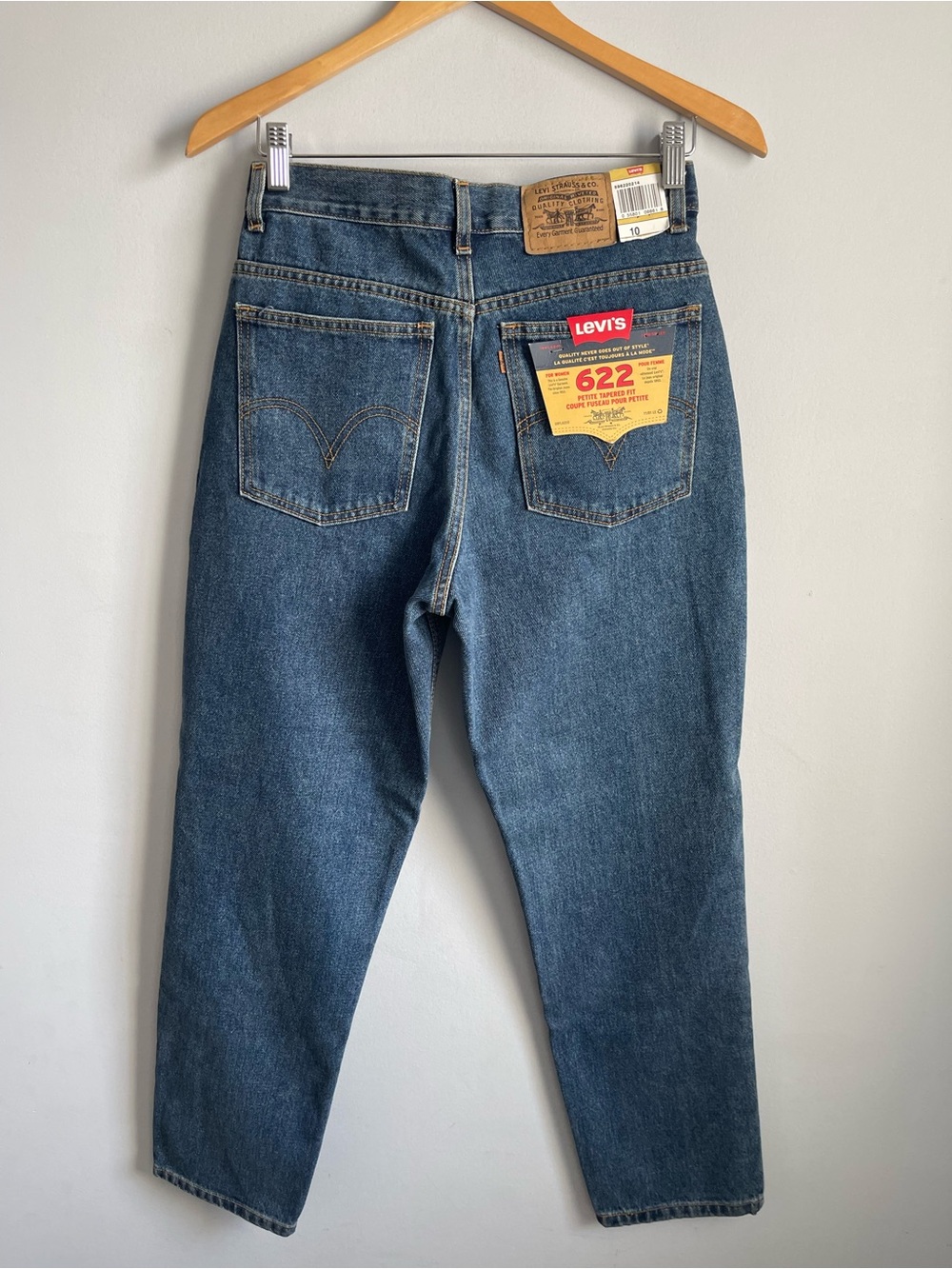 NWT Vintage Levi's Women’s 622 Petite Tapered Fit Jeans High Rise Orange Tab W26